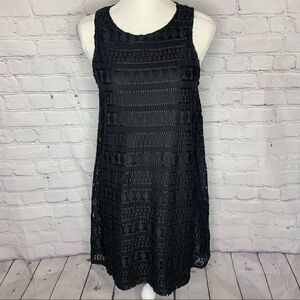 Moral Fiber Black sleeveless lace shift dress
